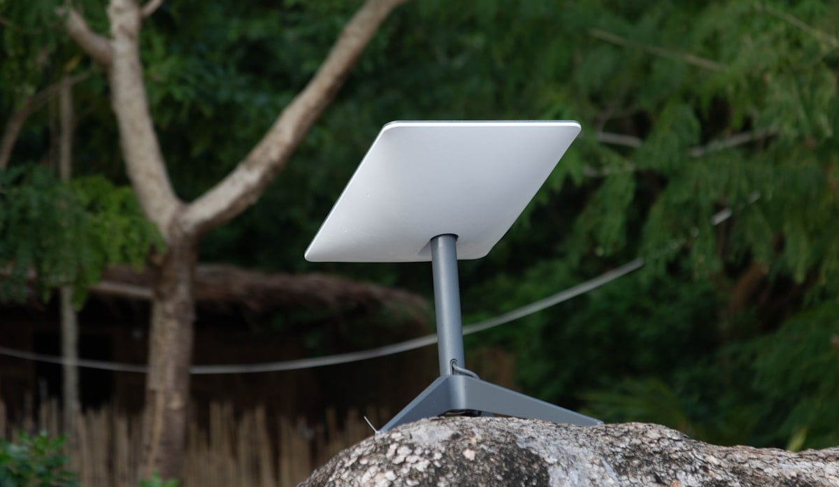 Antenne Starlink sur toit