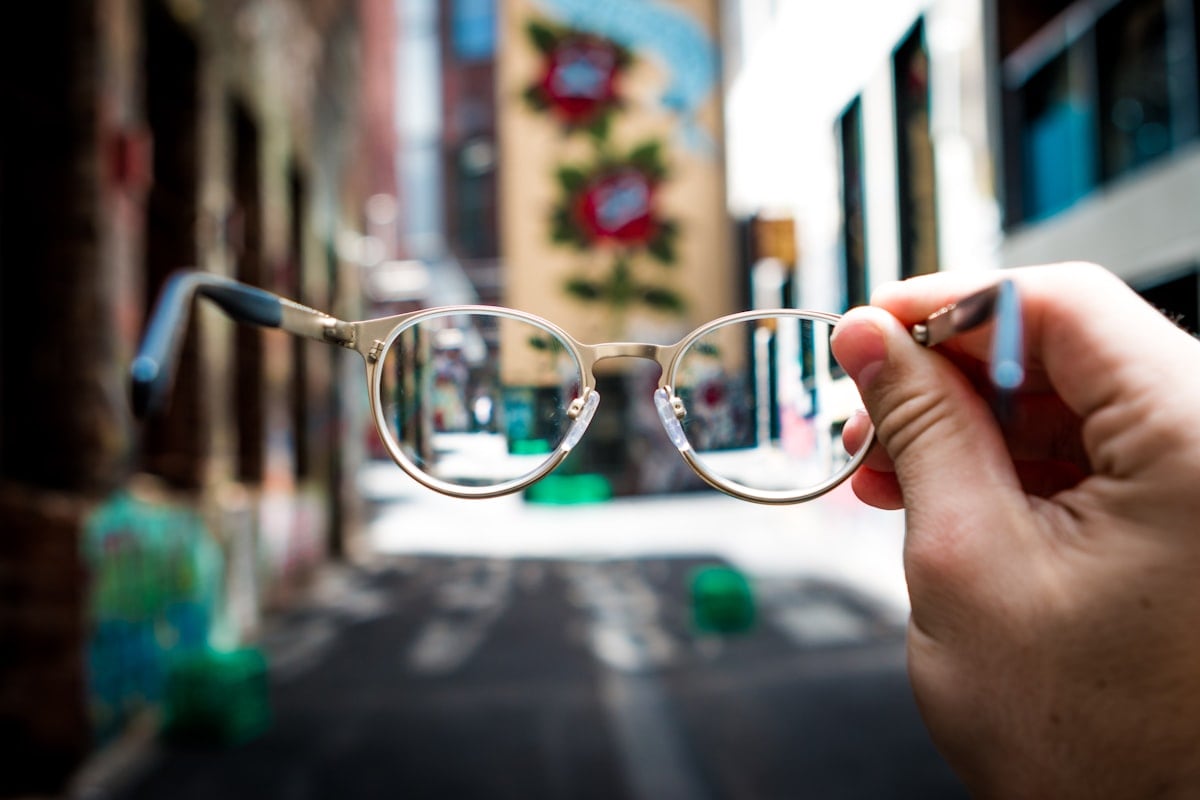 Lunettes IA futuristes
