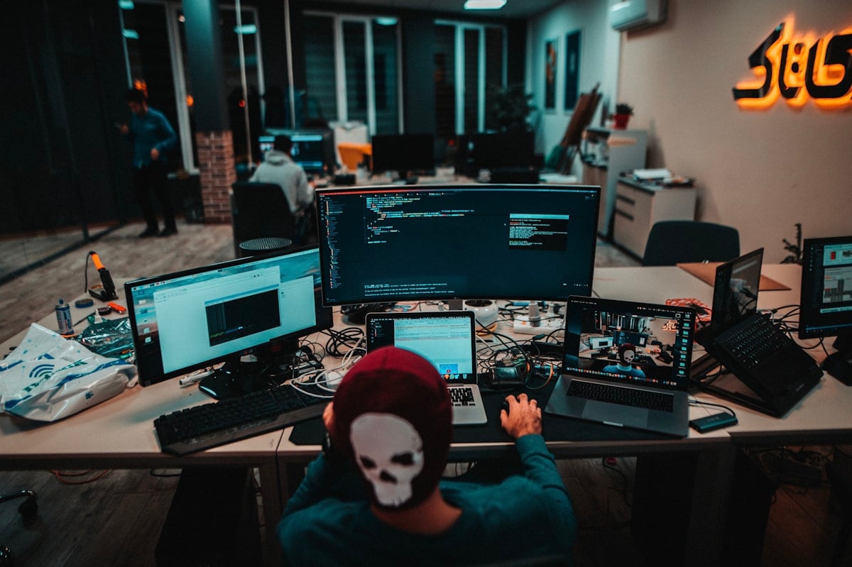 Serveurs informatiques en lumière
