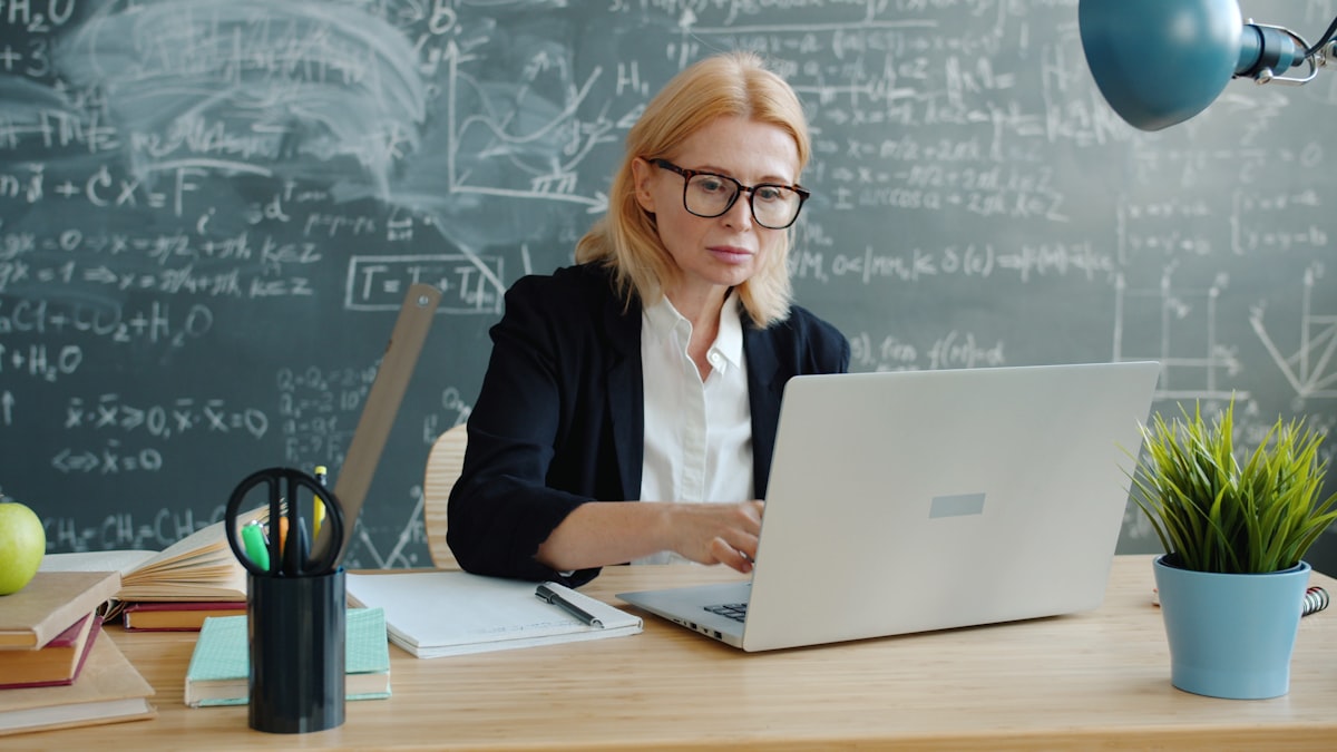 ChatGPT + raisonnement critique : le duo gagnant pour les étudiants ?