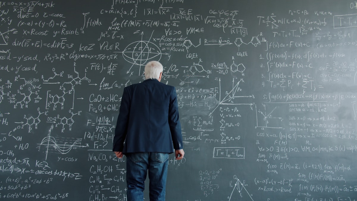 L'IA menace-t-elle vraiment les maths ? Les mathématiciens sonnent l'alarme
